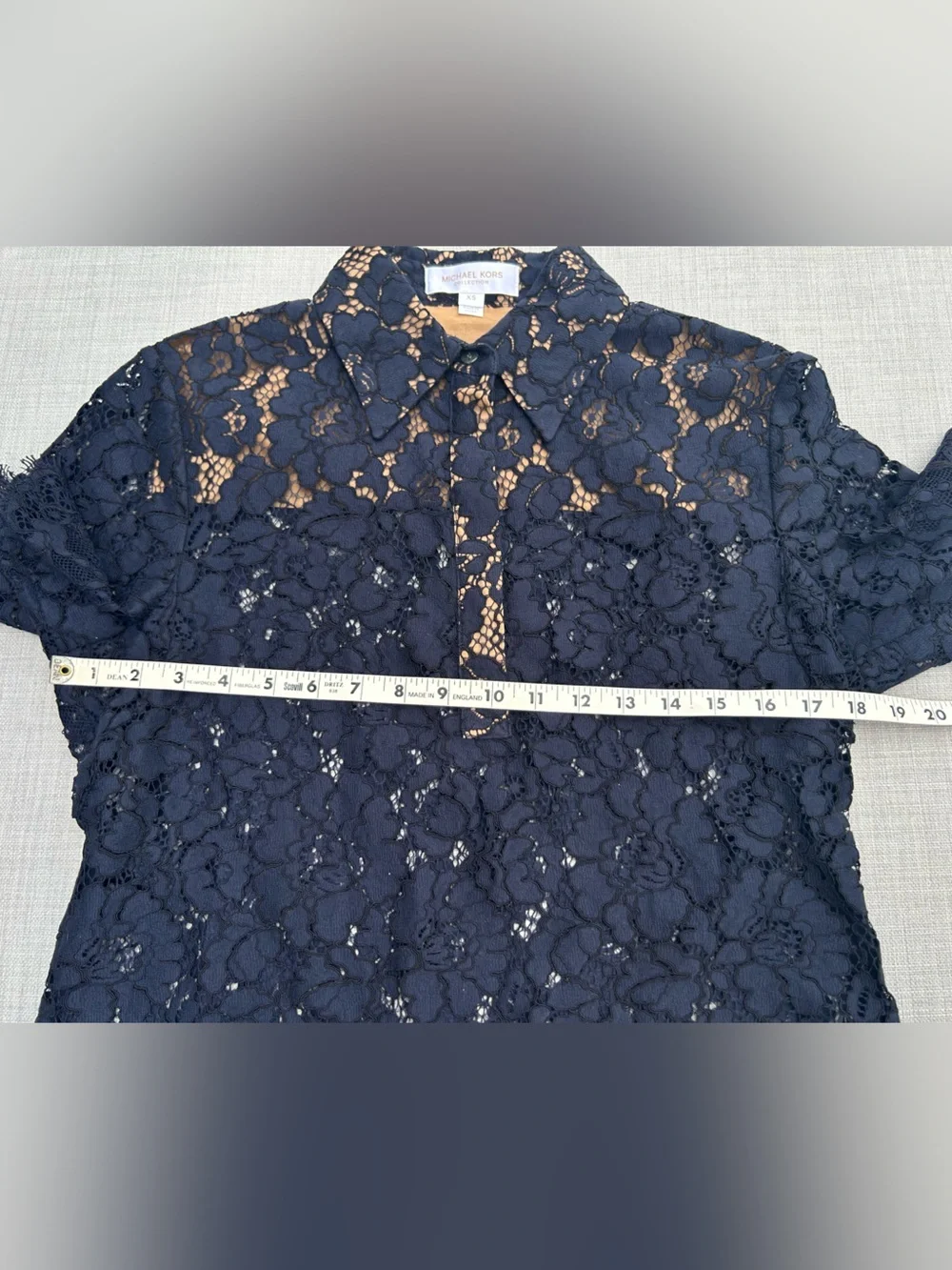 Michael Kors Collection Midnight Scalloped Lace Short Sleeve Shirt Top Blouse XS